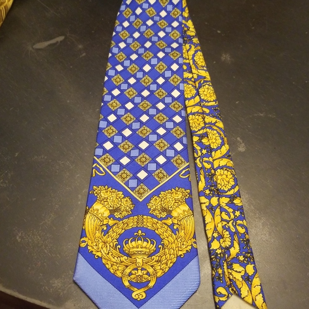 Vintage gianni versace tie